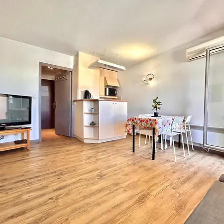 Apartment Azur- 4 Pers Hyper Centre - A 2 Mn A Pied - Terrasse *